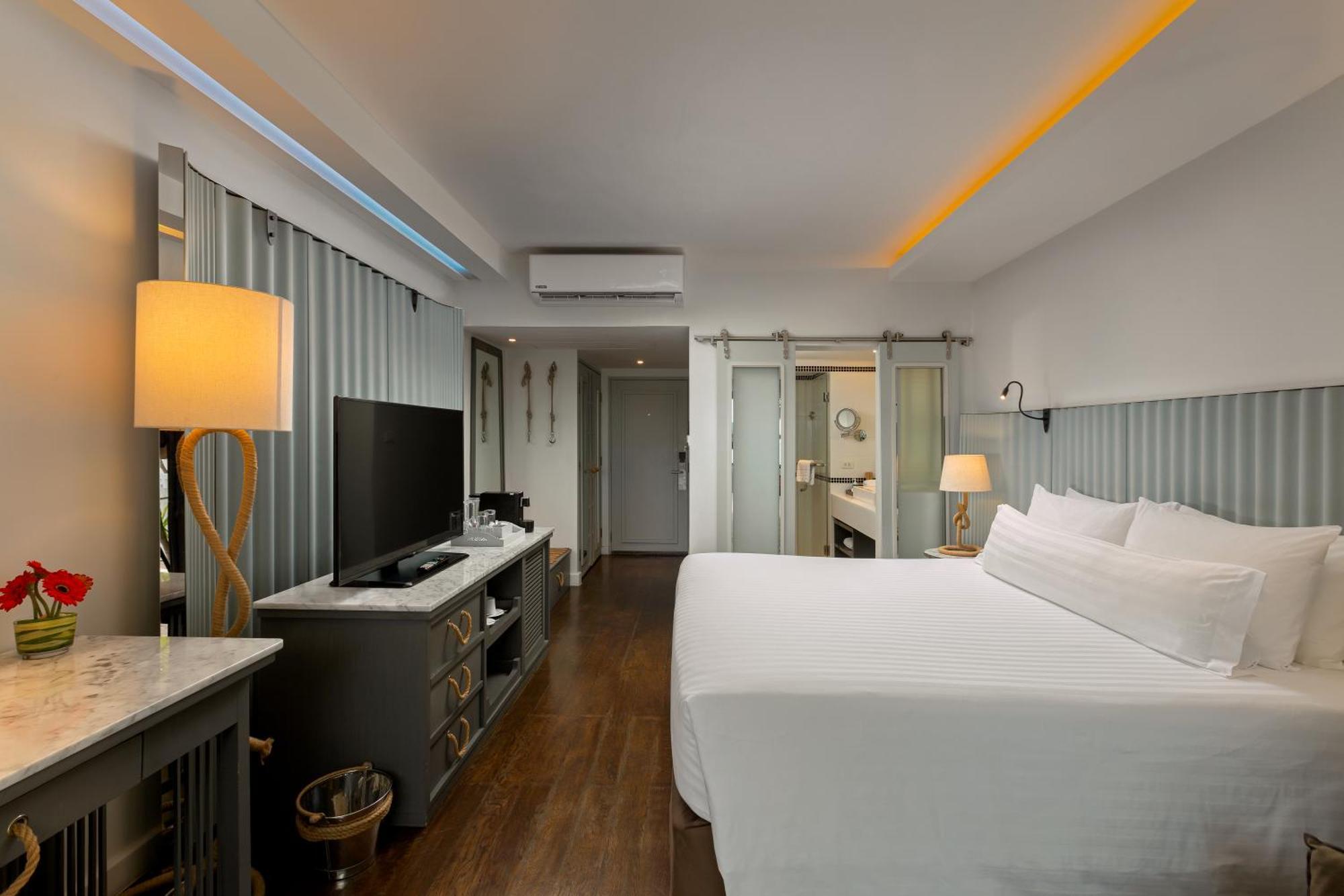The Boathouse Phuket-Sha Plus Kata Plajı Dış mekan fotoğraf